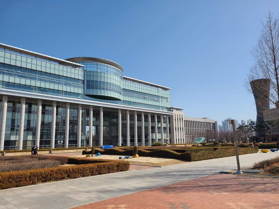 Trường Đại Học Hongik Hàn Quốc - 홍익대학교